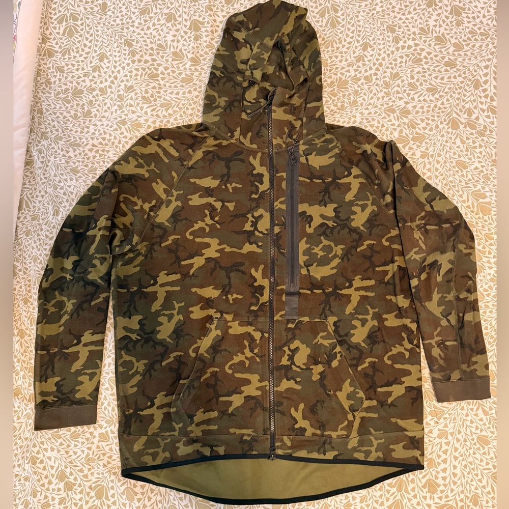Nike Tech Fleece Woodland Camo Full Zip Hoodie Jacket (678950-355)